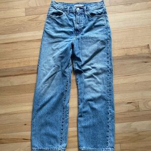 Levi's Straight Leg Jeans in Light Blue Wash
